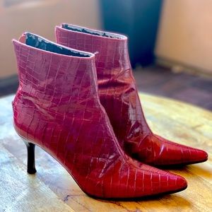 Size 7.5 Max de Carlo leather, made in Italy, Gently used, 3 inch heel.